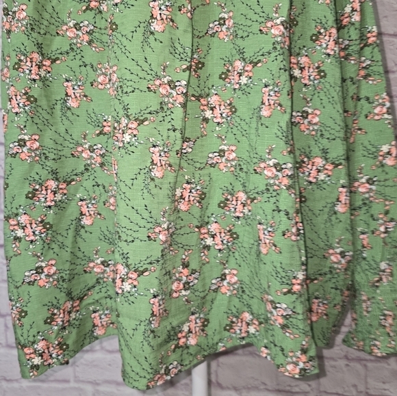 Lane Bryant Smock Shoulder And Cuff Popover Blouse  Size 26/28 - Picture 10 of 13